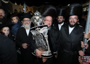 תורה מחזרת על אכסניה שלה