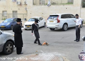 סידור פסח כהלכתו | יותר מחודש לאחר התפרצות הנגיף בעיר: כך חגגה ביתר את חג הפסח בצל התפשטותו של נגיף הקורונה