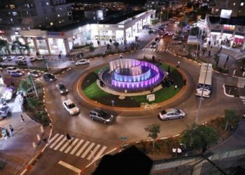 כיכר הפקקים: הפקקים בכיכר העיר וברחובות הסמוכים לה – מצריכים פתרון עומק משמעותי. ‘שערים’ יצא לחקור את שלל ההיבטים