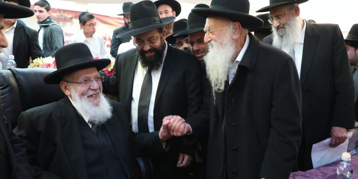 ביתר התרגשה: מרן ראש הישיבה הגאון הגדול רבי שלום כהן בביקור מרומם ומיוחד בעיר