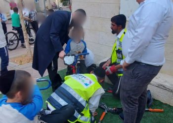 מתנדבי ידידים חילצו בשלום רגל של ילד שנתקעה באופניו