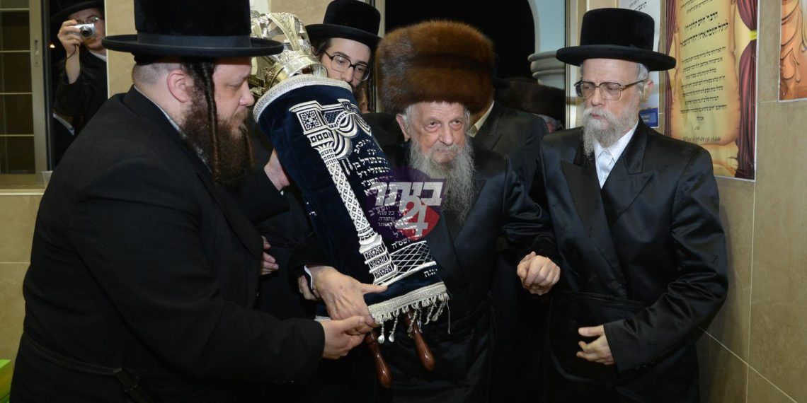 המונים במעמד חנוכת ביהמ”ד סערט ויזניץ בביתר