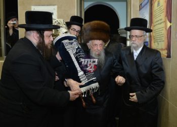 המונים במעמד חנוכת ביהמ”ד סערט ויזניץ בביתר