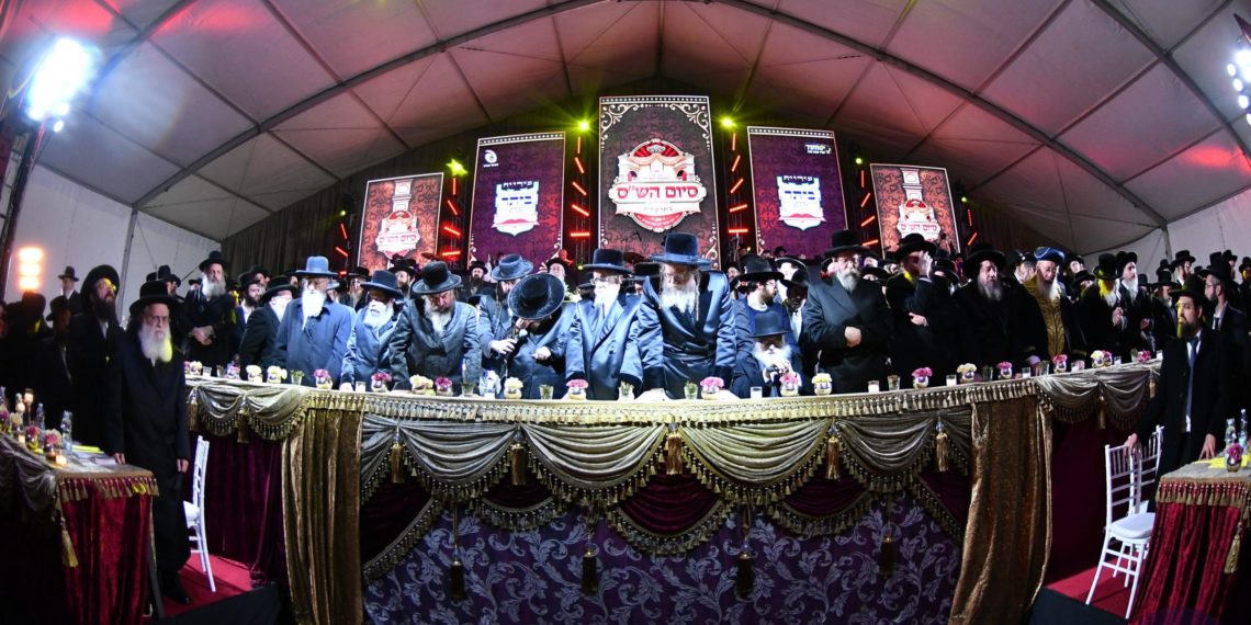 ביתר חגג לכבודה של תורה | בראשות גדולי התורה והחסידות: אלפים במעמד סיום הש”ס שנערך בעיר ברוב פאר והדר