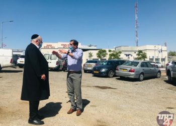 משרד הקליטה | בסיור שקיימה צמרת משרד התקשורת בעיר הוכרז על פתרון לבעיות הקליטה הסלולרית