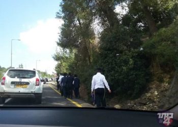 והעיר ביתר נבוכה | בעקבות החלטת ממשלה שערורייתית: #מאות תושבים עשו ברגל את כל הדרך הארוכה וההררית מביתר לירושלים#