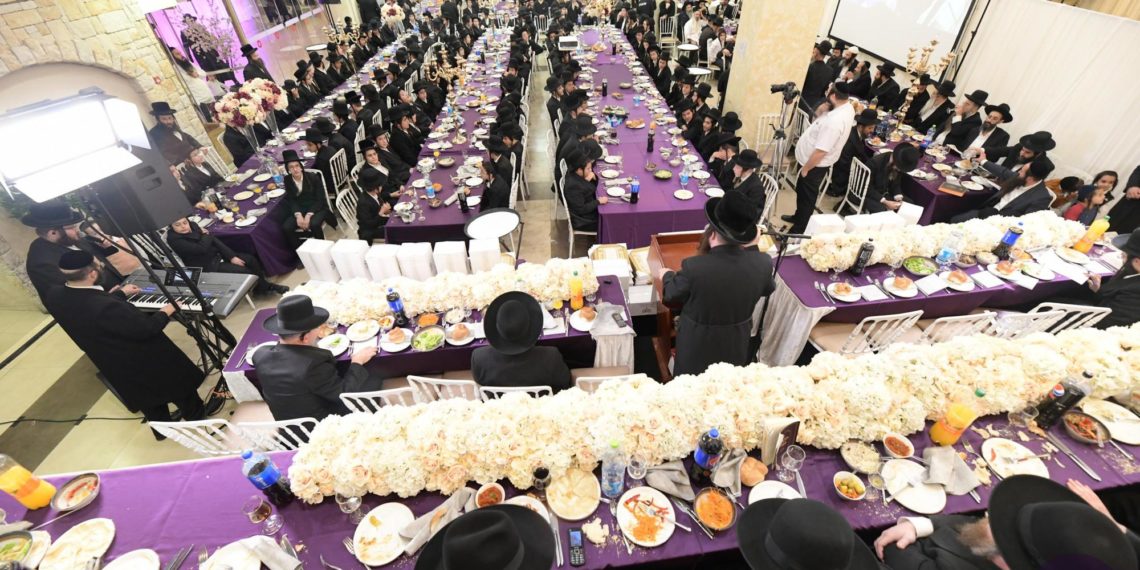 בחורי ברסלב סיימו מסכתות