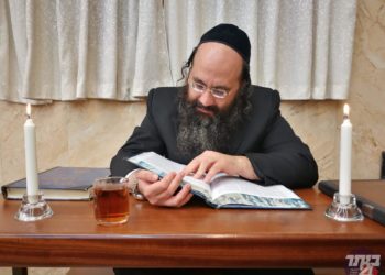 בבית השם בלילות | לימוד כל הלילה, ישועות טראנס-אטלנטיות, ואיש אחד נחוש ונמרץ מאחורי האימפריה: הסיפור של ‘כולל חצות’