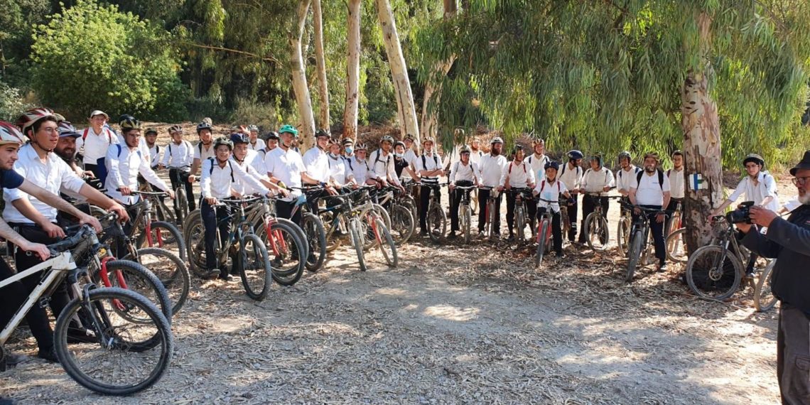 ביוזמת ‘דגל התורה’: בחורי הישיבות מ’קהילות בני התורה’ בעיר החליפו כוחות בשטח