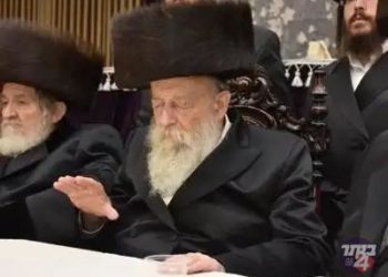 אבל יחיד’ בעיר | חברי קהילת ‘שבט הלוי’ בביתר עילית ממאנים להינחם על פטירתו של גאב”ד הקהילה הגרח”מ וואזנר זצ”ל