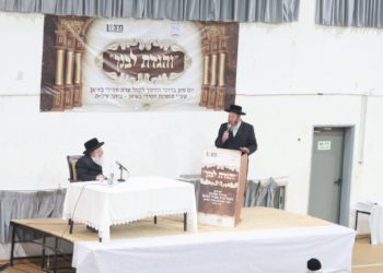 מדברים חינוך | הרגעים העוצמתיים במעמד ‘והגדת לבנך’ בהשתתפות כ”ק האדמו”ר מביאאן שליט”א. חוזרים לחנך.רשמים