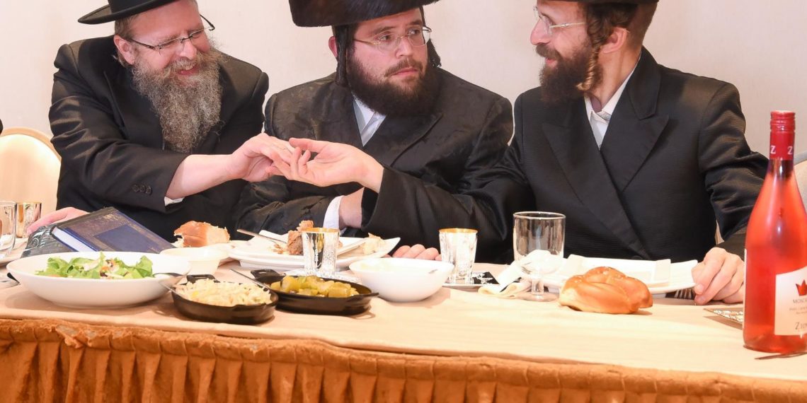 שמחת נישואי בן הרב ר’ עובדי’ה הומינר שליט”א, ראש ומייסד רשת בתי ההוראה לשכת הפוסקים. גלריה מיוחדת