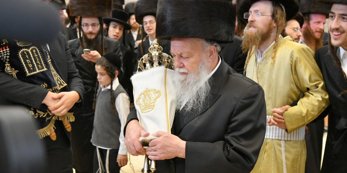 אתה יודוך אחיך