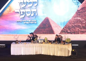 הנה המלכים נועדו