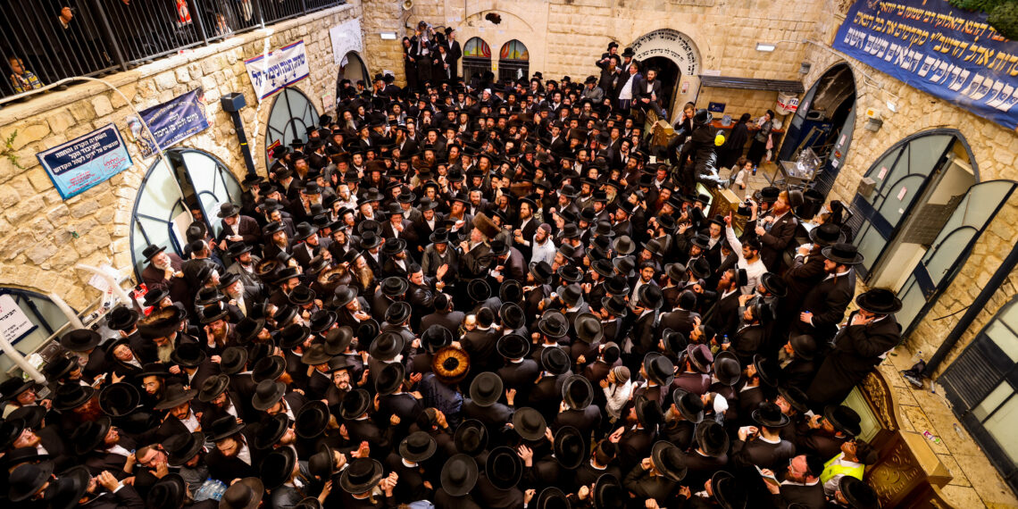 לציוּן ברינה