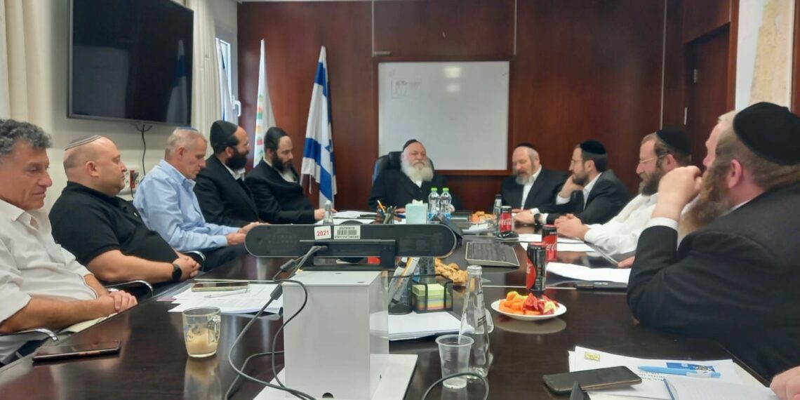 רה”ע ביתר עילית נועד עם שר השיכון להרחבת העיר