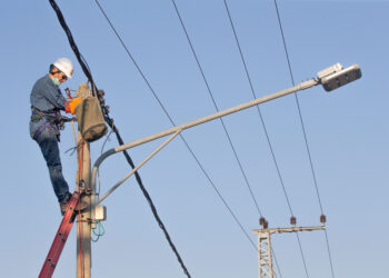 קֶצֶר בתקשורת