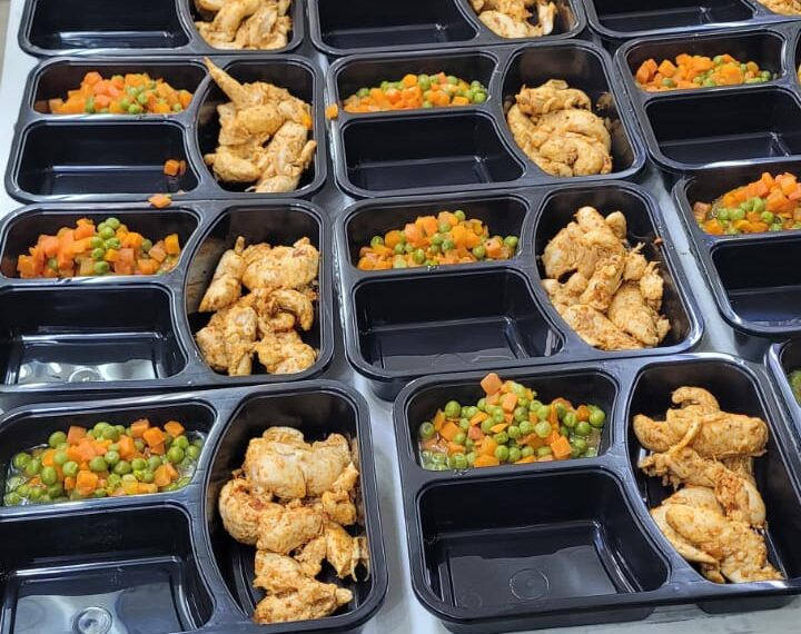 אזמין לסעודתי 