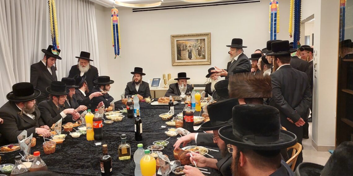 צדיק בא לסיום