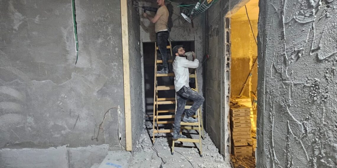 שַׂמְחֵם בְּבִניָן שָׁלֵם