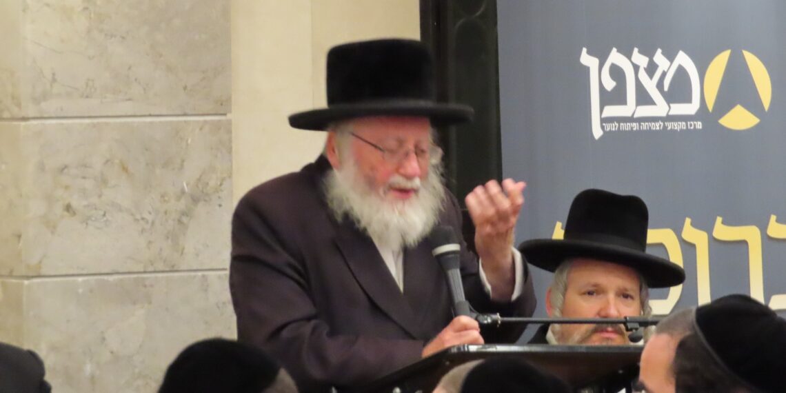 אין צווחה ברחובותינו