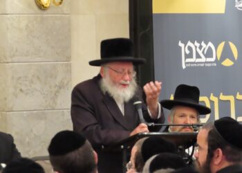 אין צווחה ברחובותינו