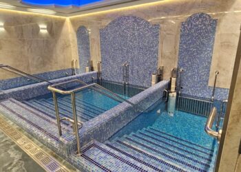 נַחַל נוֹבֵע מְקוֹר טָהָרָה