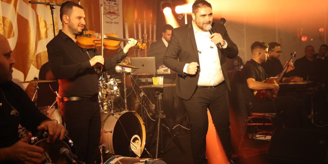 קבעו שיר ורננים