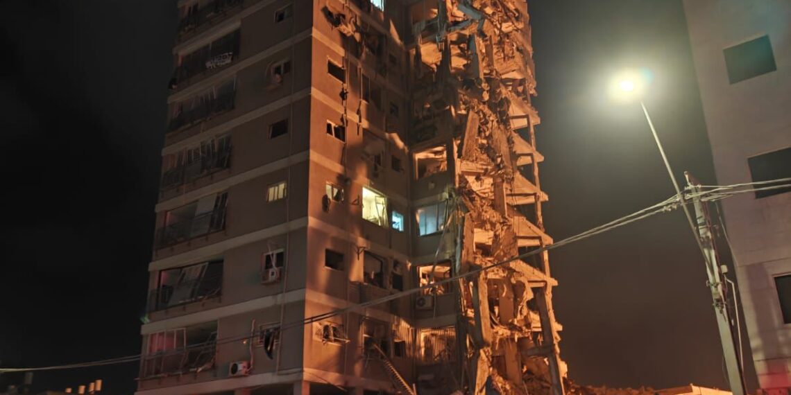 באמונה, בחסד, בתפילה